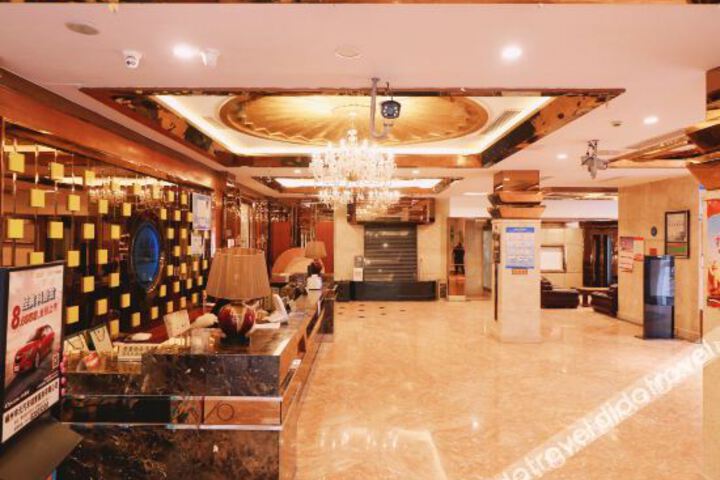 Hotel Interior 10 of 18