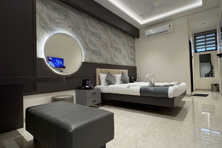 Room 22 of 65