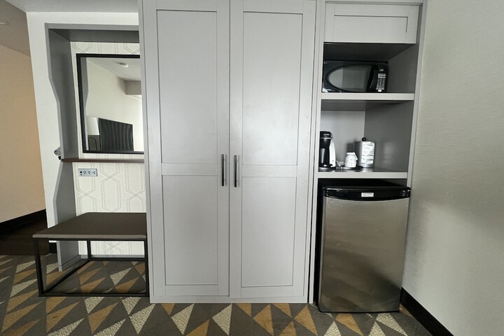 Room 12 of 47