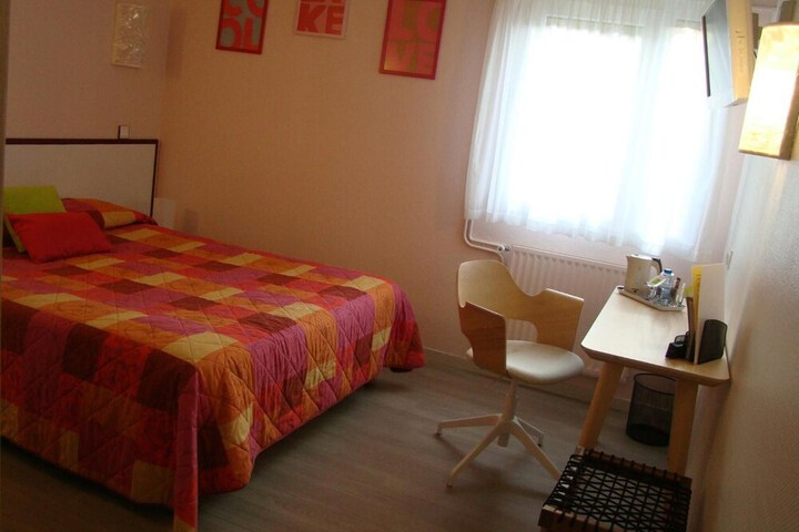 Room 20 of 65