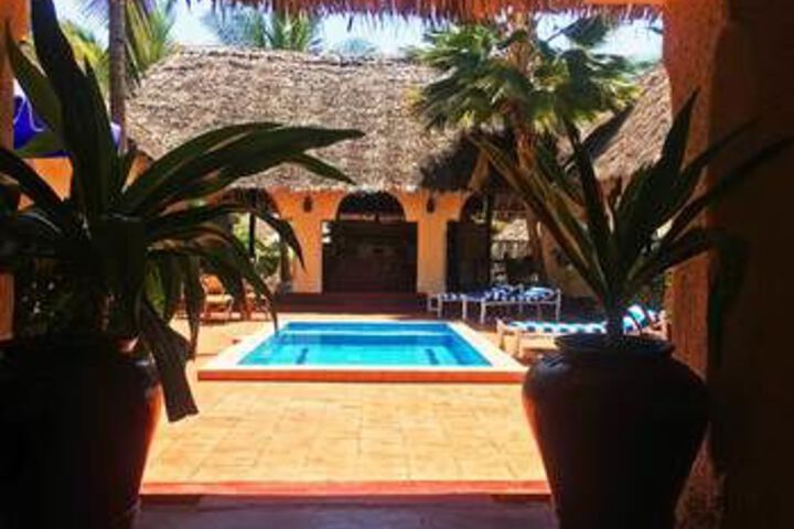 Pool 11 of 20