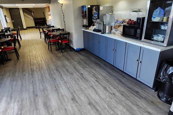 Breakfast area