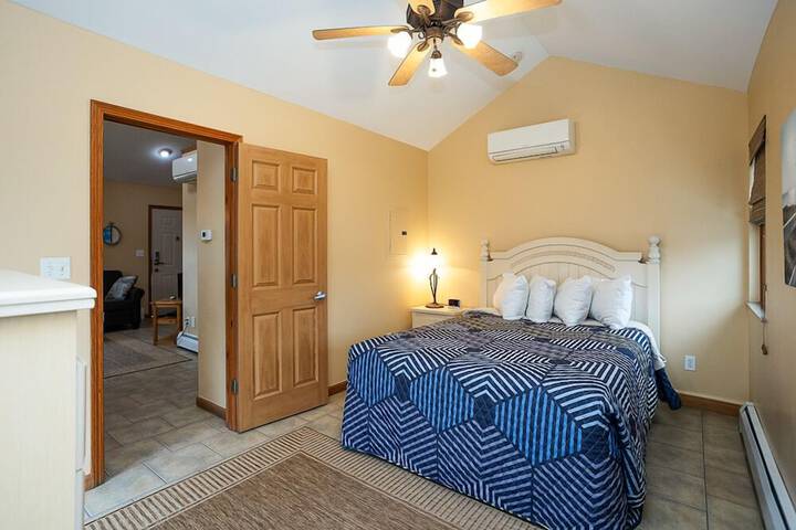 Room 5 of 130