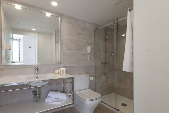 Bathroom Interior Photo