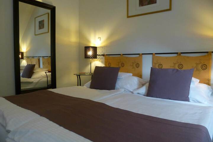 Room 18 of 96
