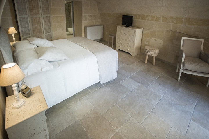 Room 8 of 39