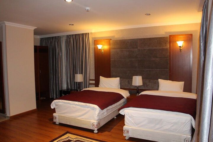 Room 7 of 31