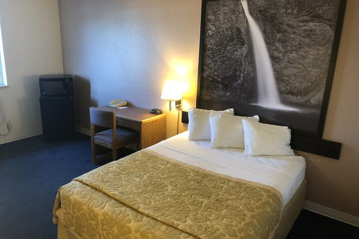 Room 17 of 52