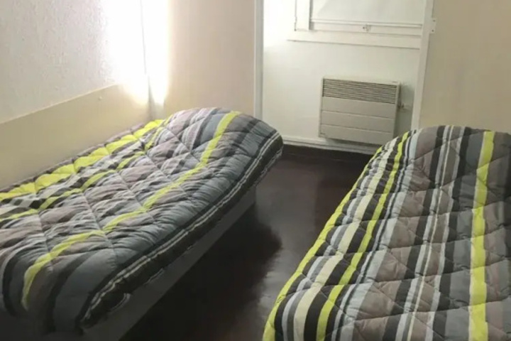 Room 5 of 14
