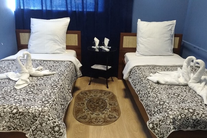 Room 43 of 99