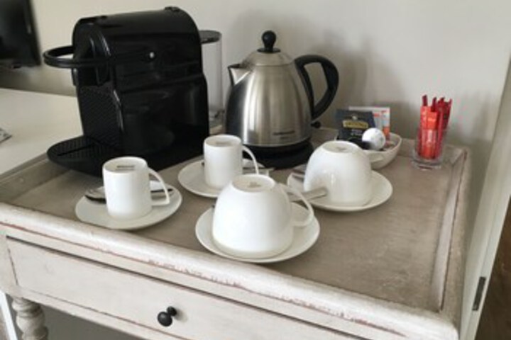 Breakfast/Coffee Service 10 of 26
