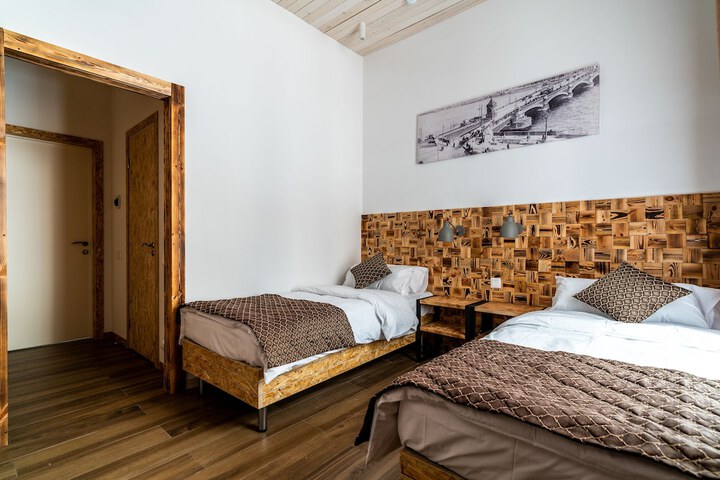 Room 15 of 70