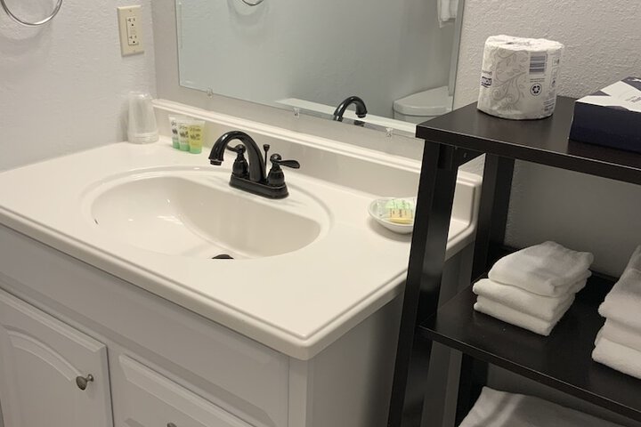 Room 181 of 259
