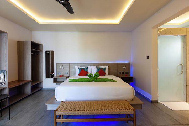 Room 7 of 50