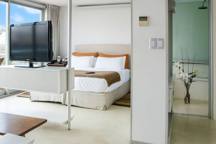 Room 13 of 53