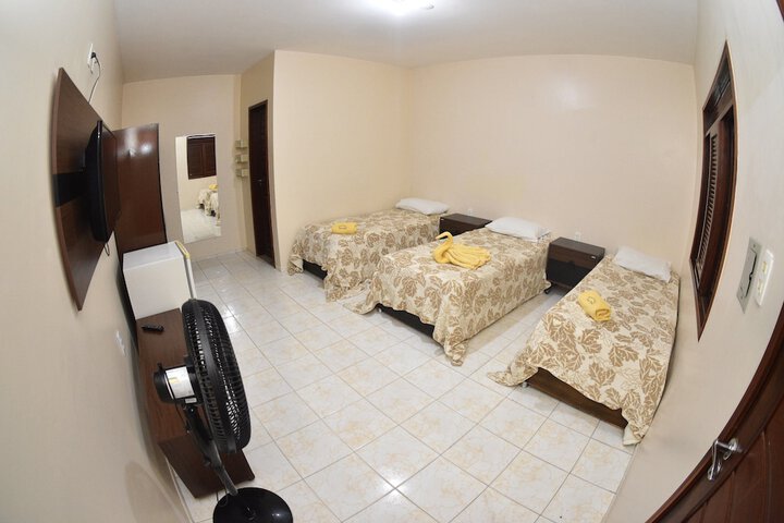 Room 11 of 12