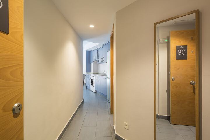 Room 2 of 56