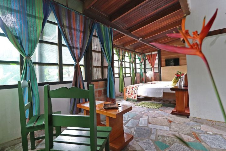 Room 5 of 20