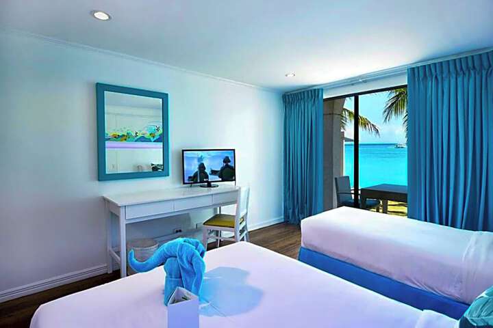Room 35 of 164