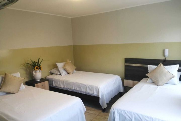 Room 8 of 39