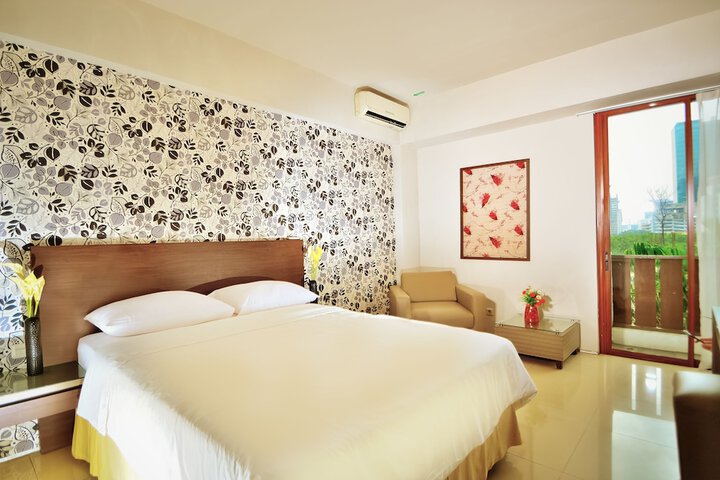 Room 7 of 43