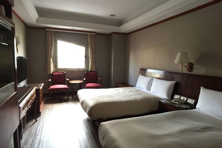 Room 13 of 56