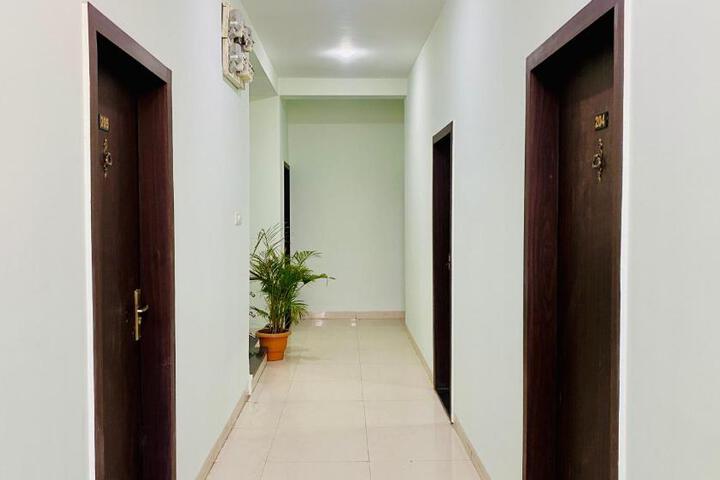 Shree Hotel