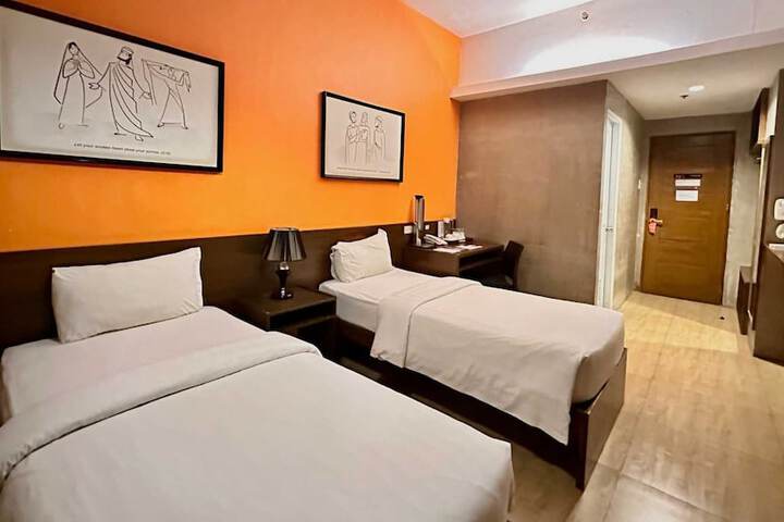 Room 20 of 45