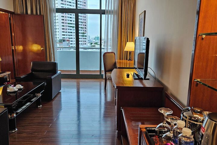 Room 22 of 82