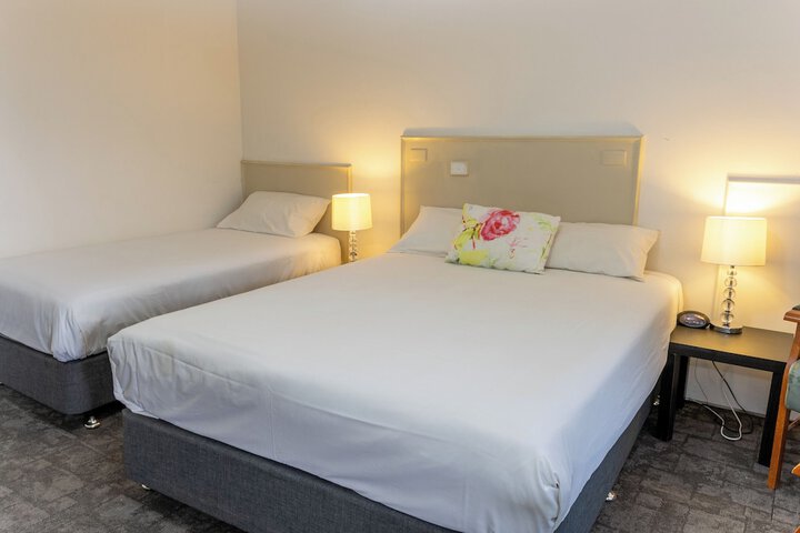 Room 9 of 65
