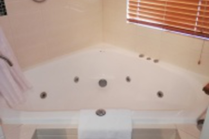 Hot Tub 271 of 420