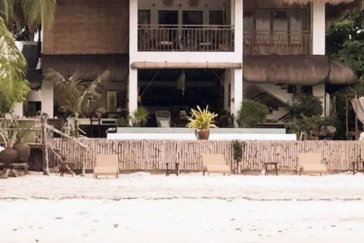 Hotel 80 of 87