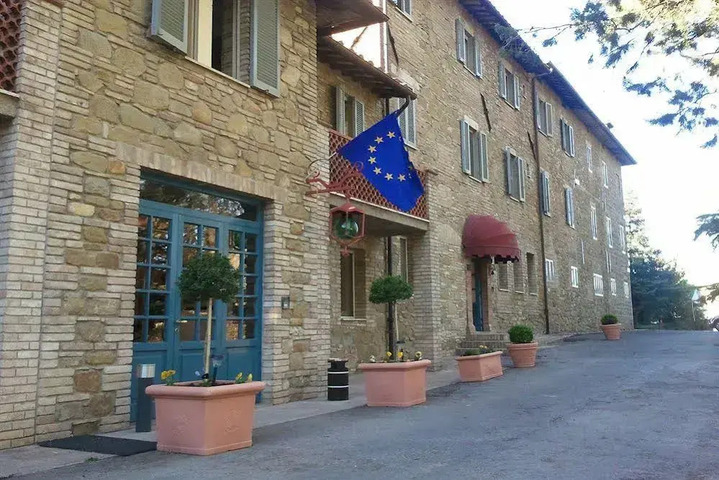 HOTEL IL POSTIGLIONE