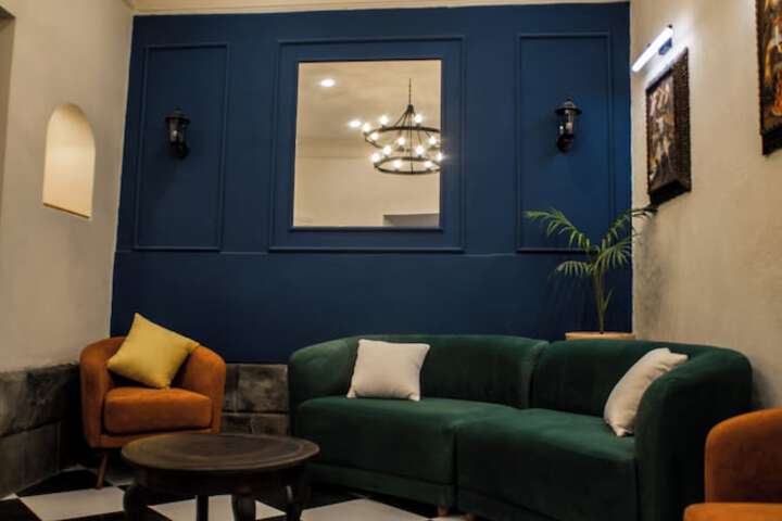 Room 32 of 52