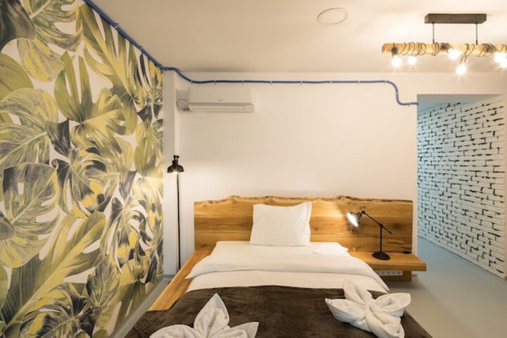 Omega House Hotel