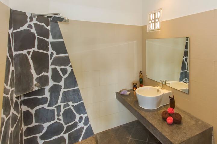 Bath Interior