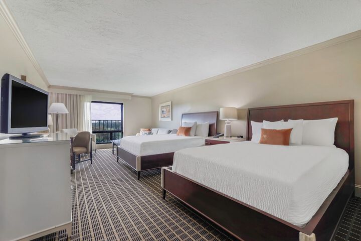 Resort View 2 Queen Beds (4 of 10)