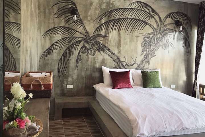 Room 11 of 30