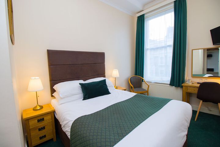 Room 40 of 78
