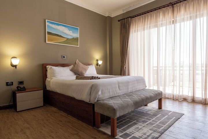 Room 7 of 36