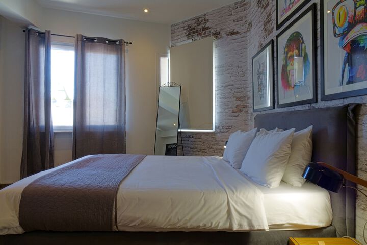 Room 37 of 121