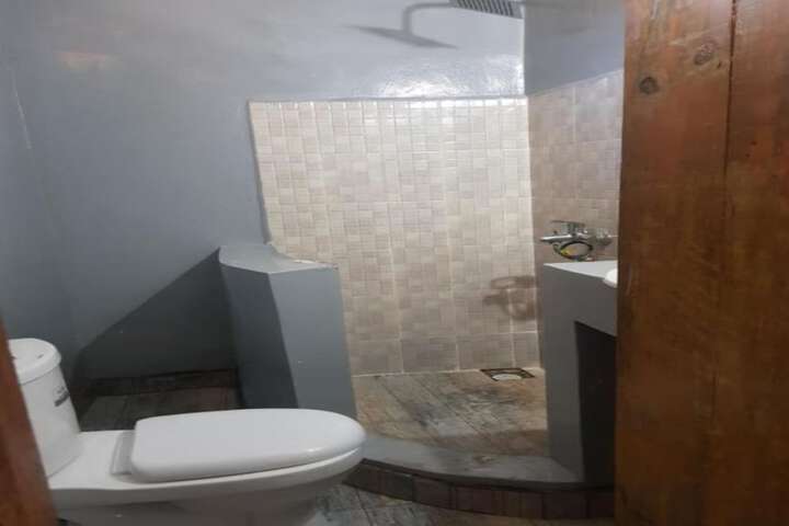 Room 49 of 77