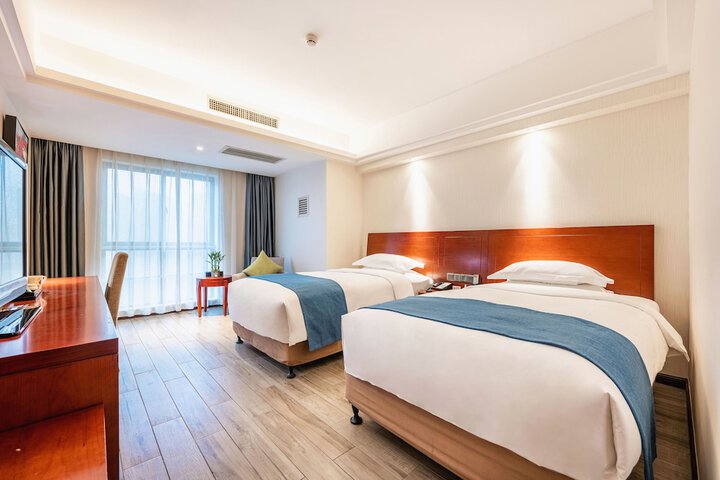 Room 3 of 5