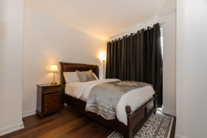 Room 8 of 41