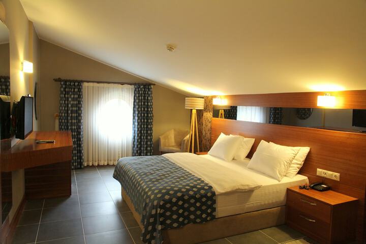 Room 17 of 69