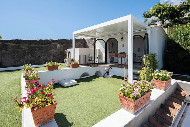 Terrace/Patio 50 of 70