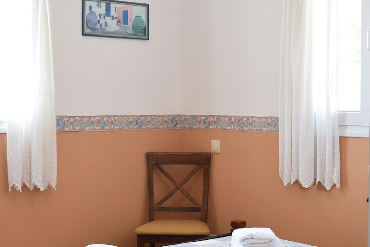 Room 18 of 60