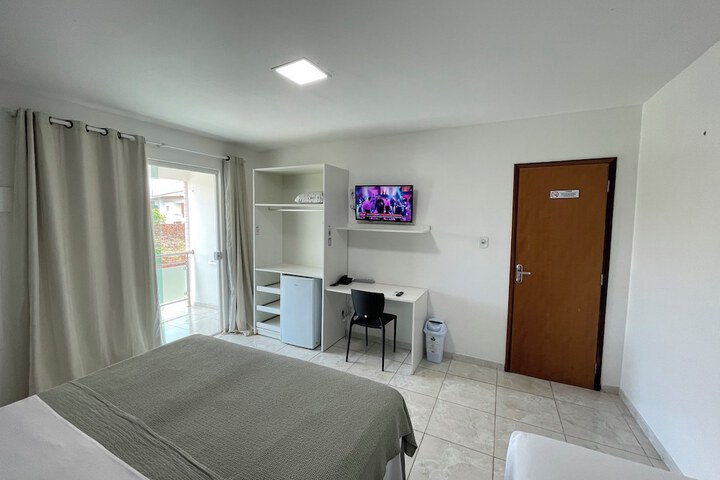 Room 9 of 49