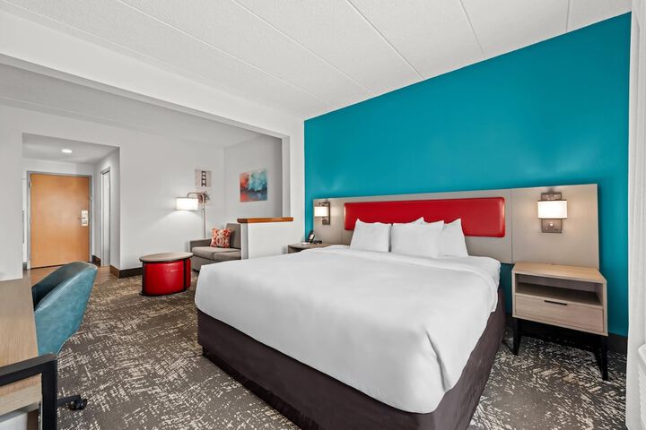 Room 27 of 60