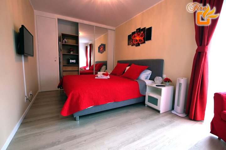 Room 18 of 36